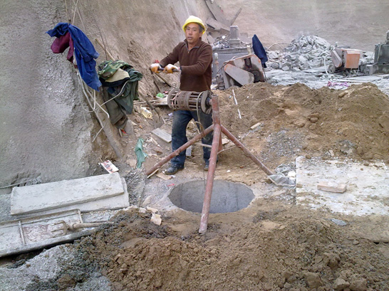 人工挖孔桩施工